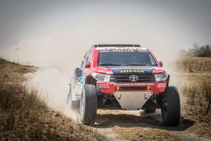  Toyota Hilux Evo Rally Dakar 2017 года  (фото 8 из 23)